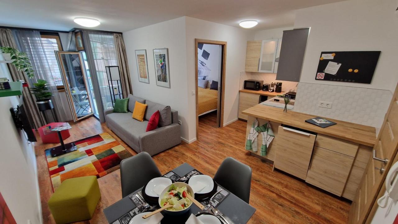 Downtown Cube Apartment บูดาเปสต์ ภายนอก รูปภาพ